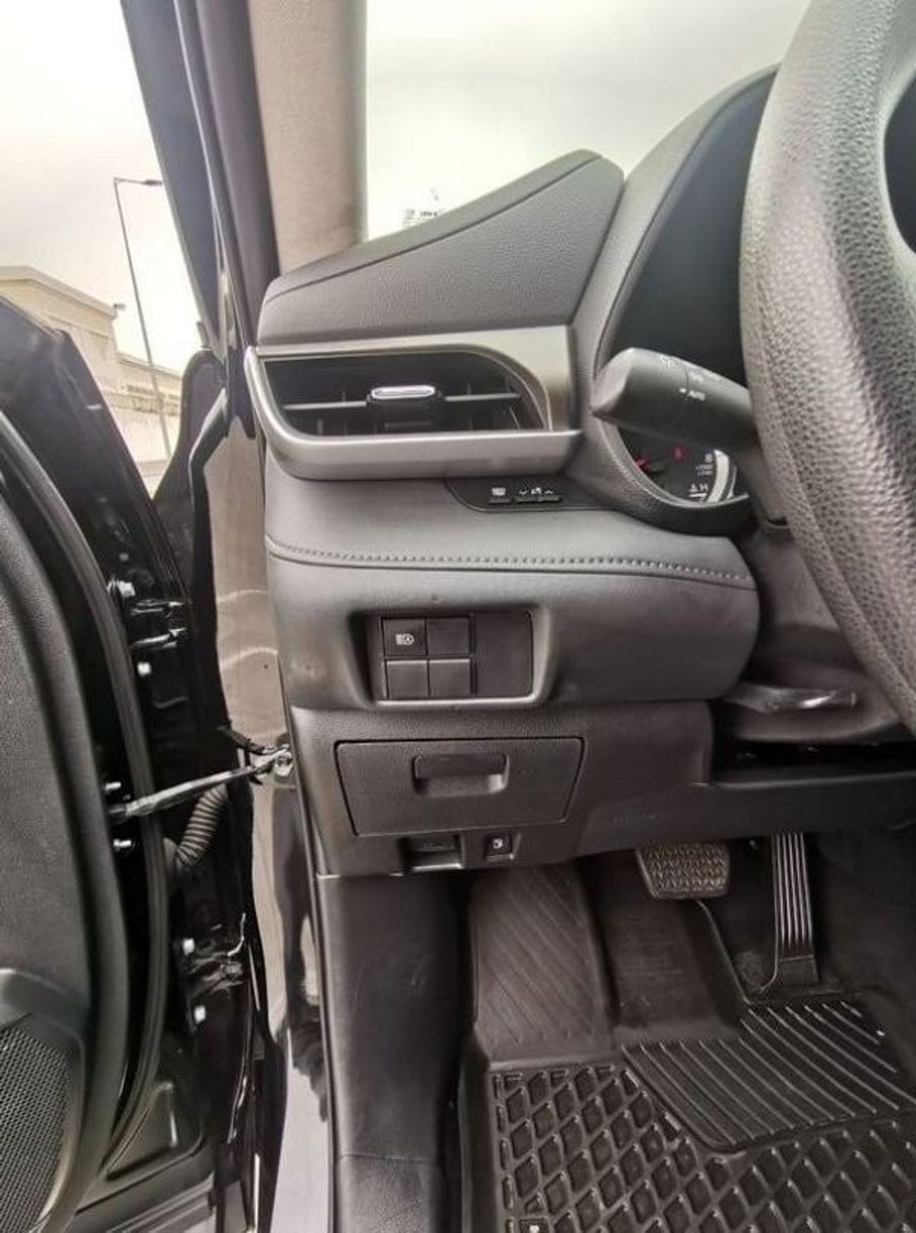 Toyota Highlander Toyota Highlander LE - 2022 - Black