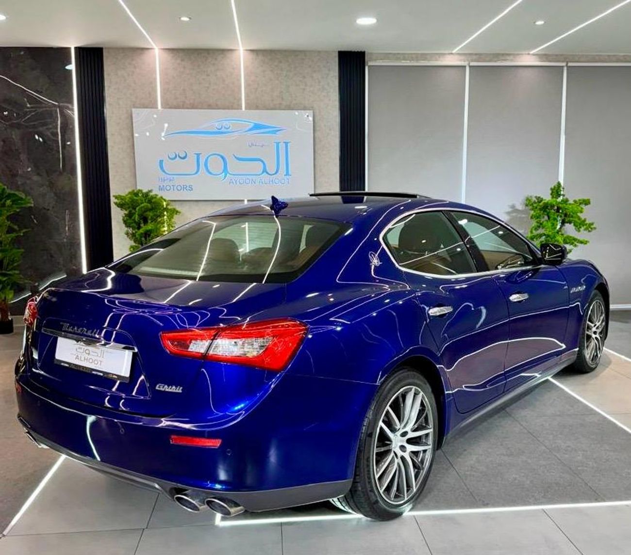 Maserati Ghibli S Q4 3.0L (345 HP) AMAZING BLUE COLOR MASERATI GHIBLI SQ4 V6 || GCC || FREE ACCIDENT || HIGHEST CATE
