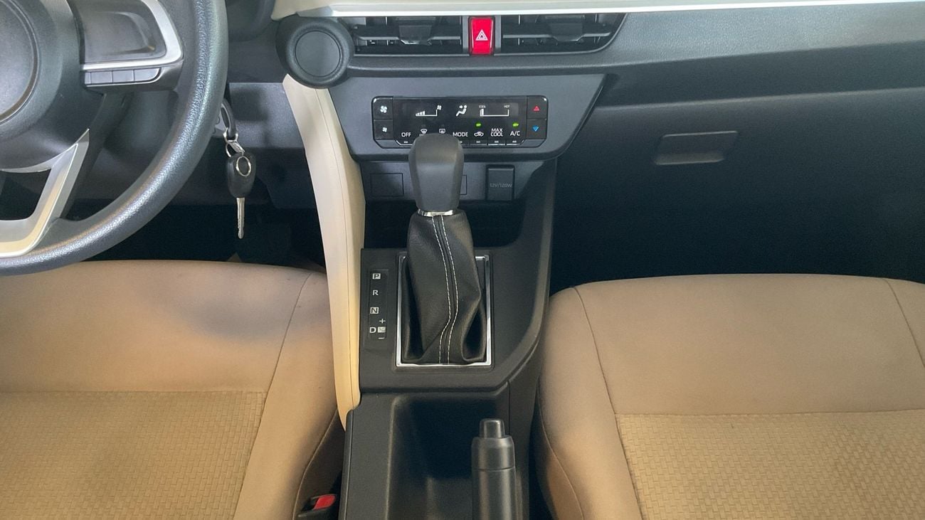 Toyota Yaris 1.5 VVT-I E CVT | Guaranteed Warranty | 0 Down Payment