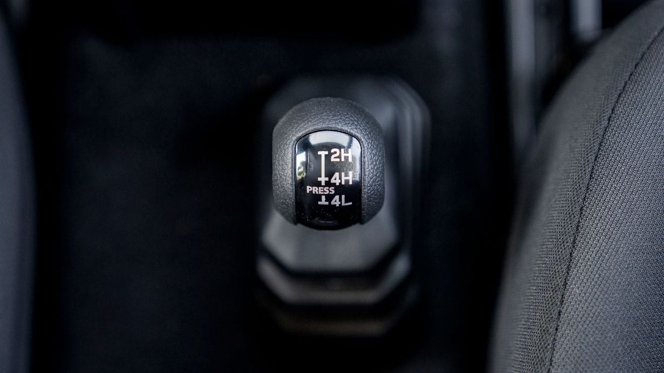 سوزوكي جيمني GLX     MT 1.5