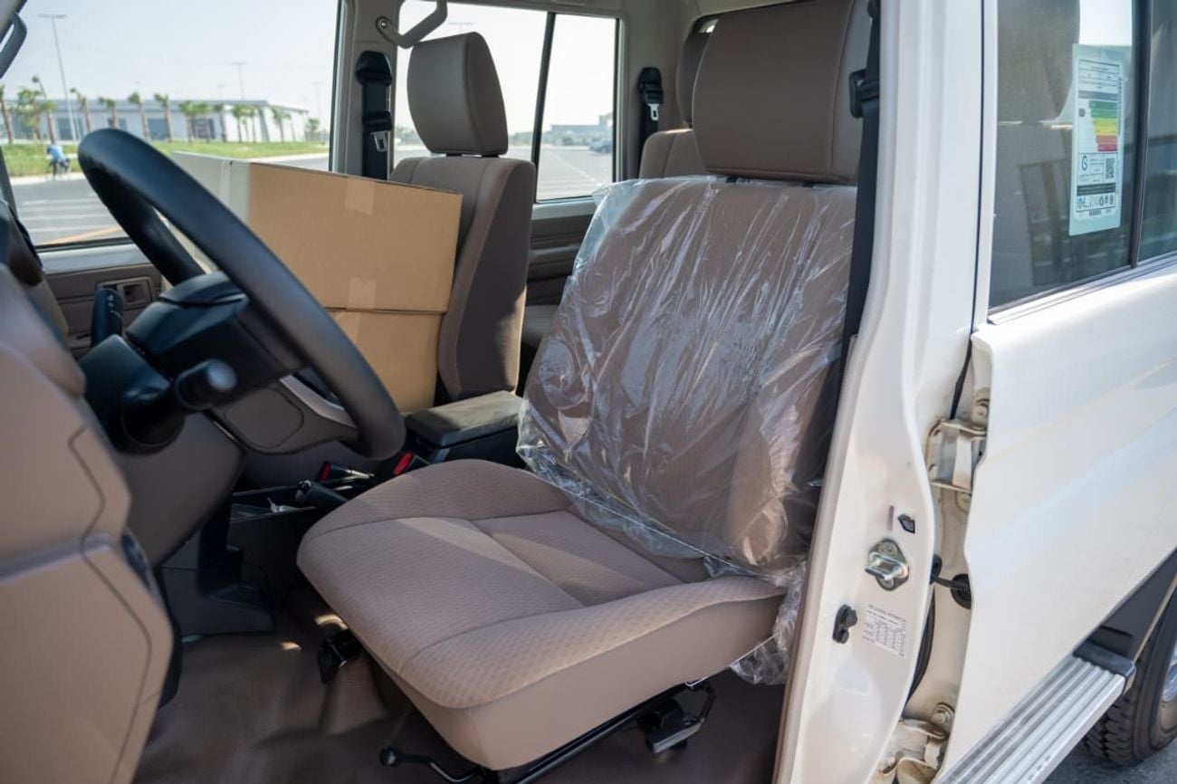 Toyota Land Cruiser Pickup 70 LC79 Double Cab 2.8L Turbo Diesel STD DL-E A/T 2026 MODEL GCC SPECS