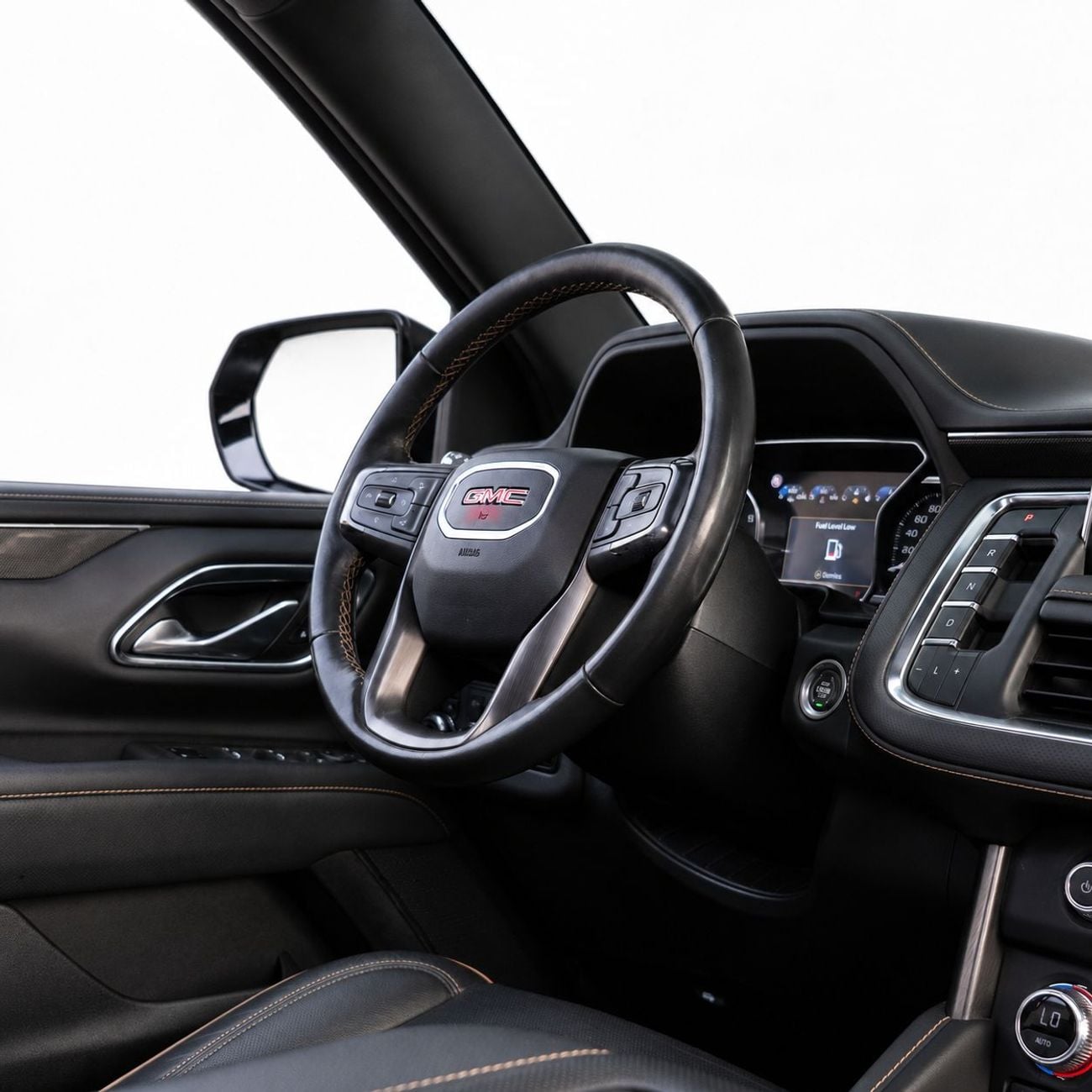 GMC Yukon AED 2,682 P.M • 0% Downpayment • GMC Yukon AT4 • 1 Year Warranty