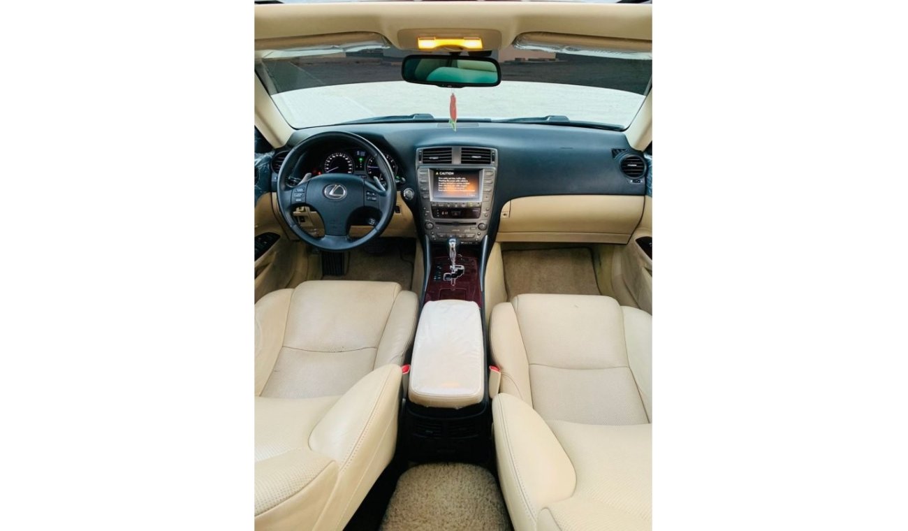 لكزس IS 300 LEXUS IS 300 | 2008 | GCC | V4| IN VERY GOOD CONDITION