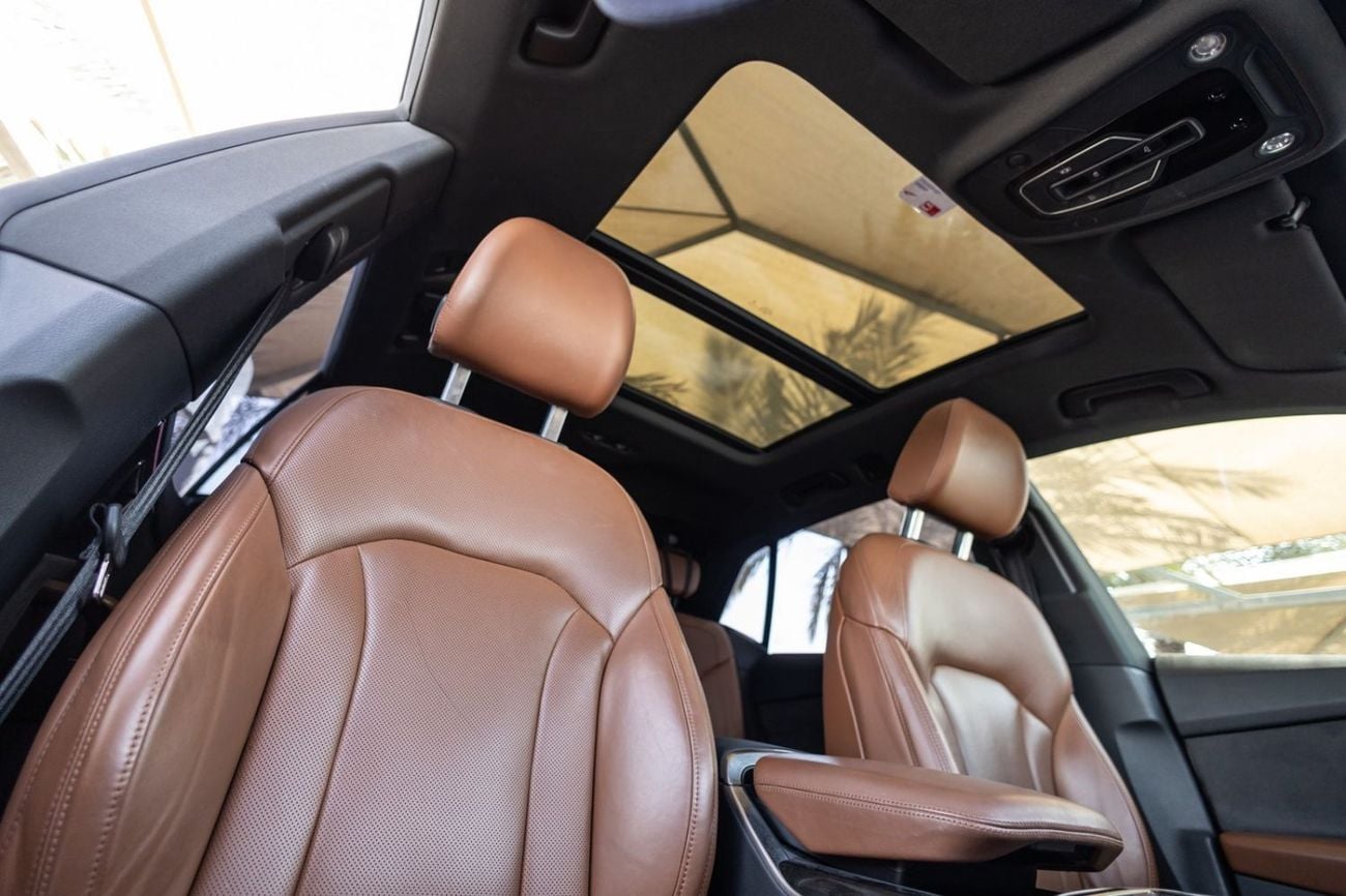 Audi Q8 55 TFSI quattro S-Line 3.0L (340 HP) Audi Q8 55TFSI Quattro S-Line 2019 GCC | Warranty