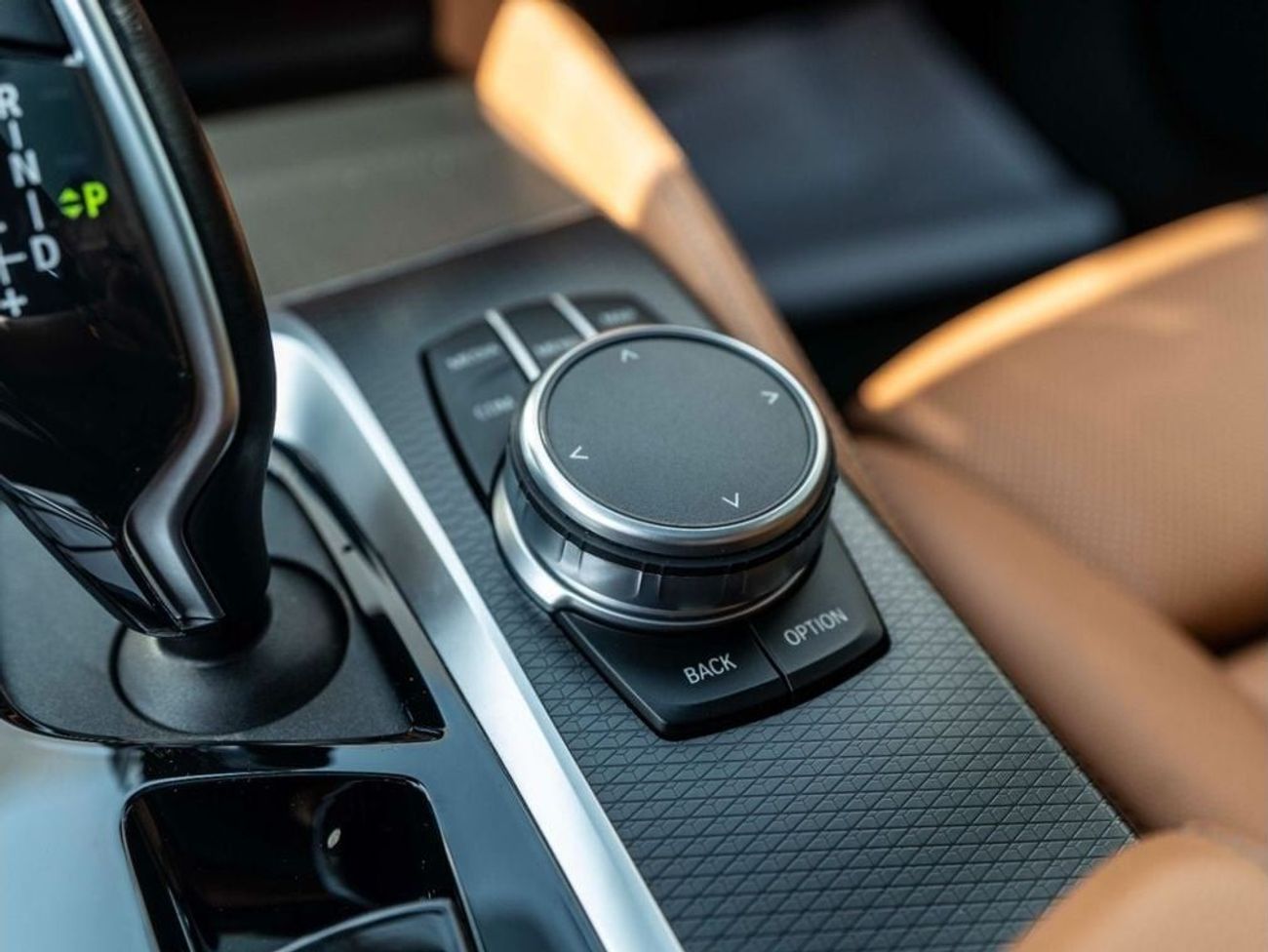 BMW 520i M Sport Comfort 2.0L