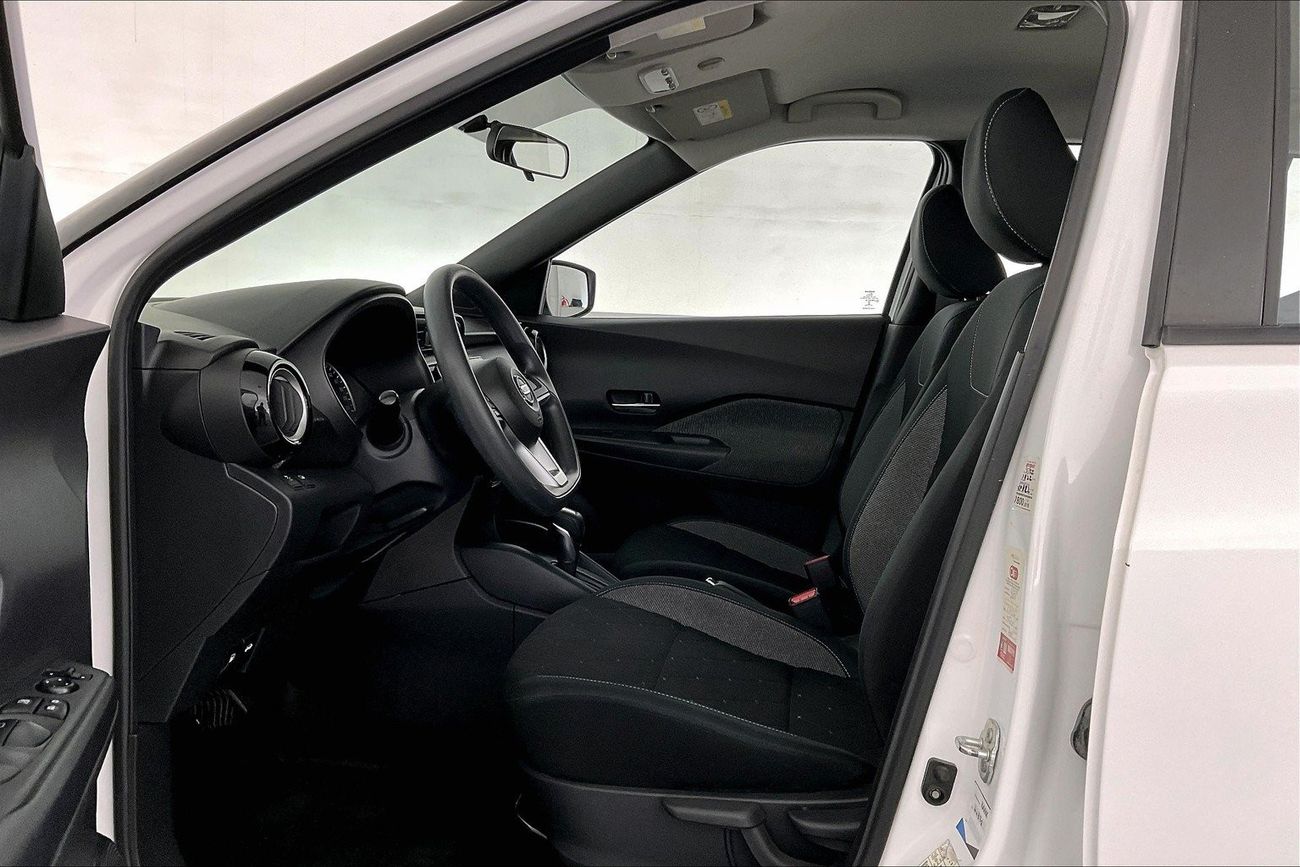 Nissan Kicks SV+NAV | 1 year free warranty | 0 Down Payment