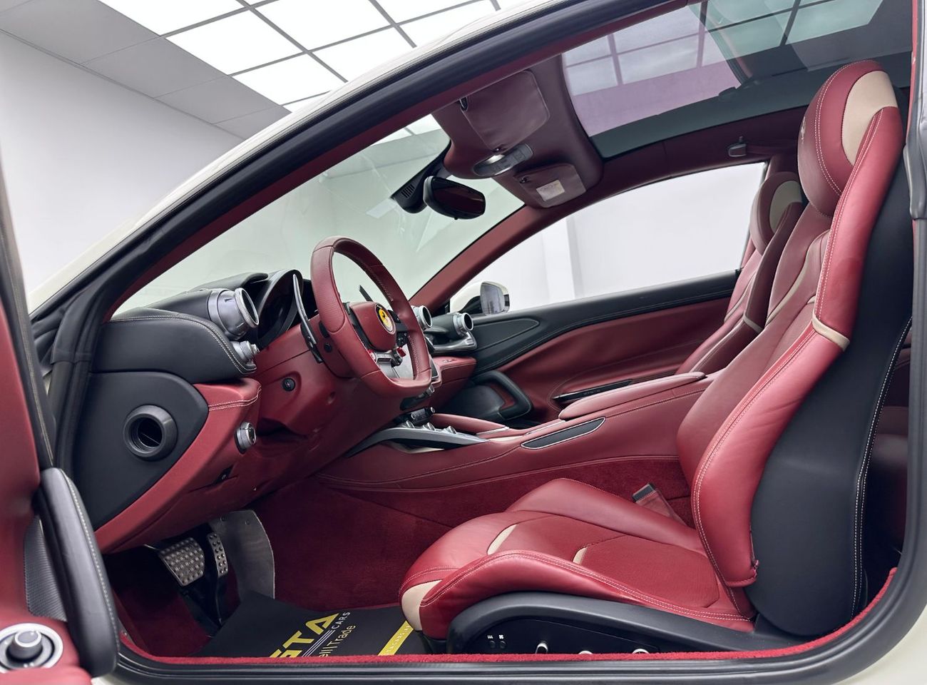 فيراري جي تي سي 4  لوسو 2017 Ferrari GTC4Lusso V12, Agency Full Service History, GCC