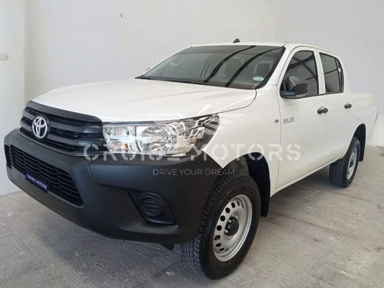 Toyota Hilux Double Cabin J - Manual - 2.4 L - diesel - SUV - 4x4 - 5 Seats - 4 Door