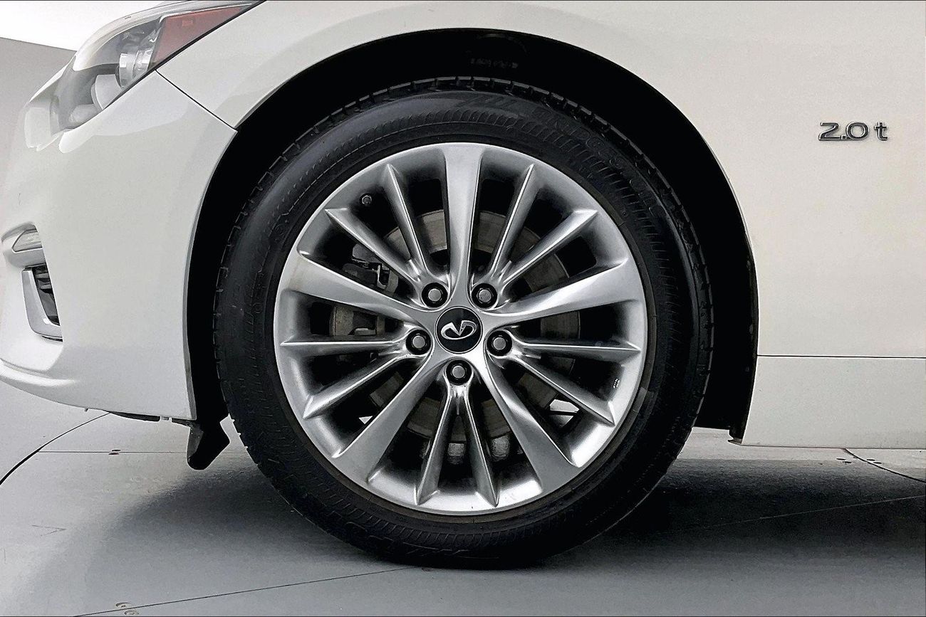 Infiniti Q50 Premium / Luxe| 1 year free warranty | Exclusive Eid offer