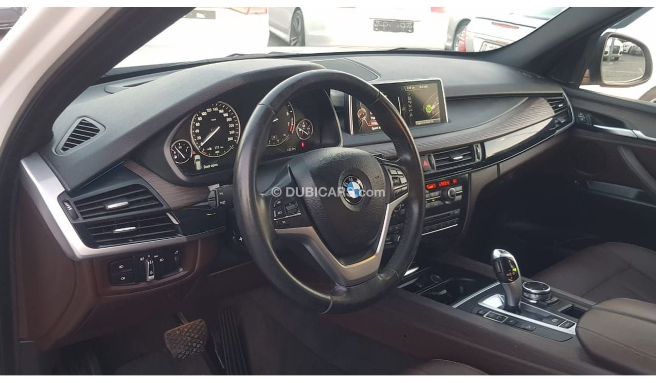 بي أم دبليو X5 موديل 2014 خليجي حاله ممتازه من الداخل والخارج عداد قلي  فل مواصفات بانوراما  شاشات خلفيه تكييف خلفي