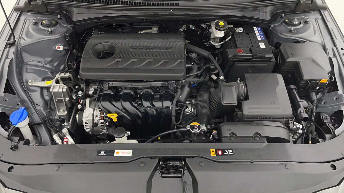 هيونداي إلانترا COMFORT 1.6 | بدون دفعة مقدمة | اختبار القيادة في المنزل