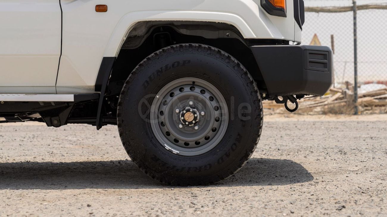 تويوتا لاند كروزر 76 LAND CRUISER 76