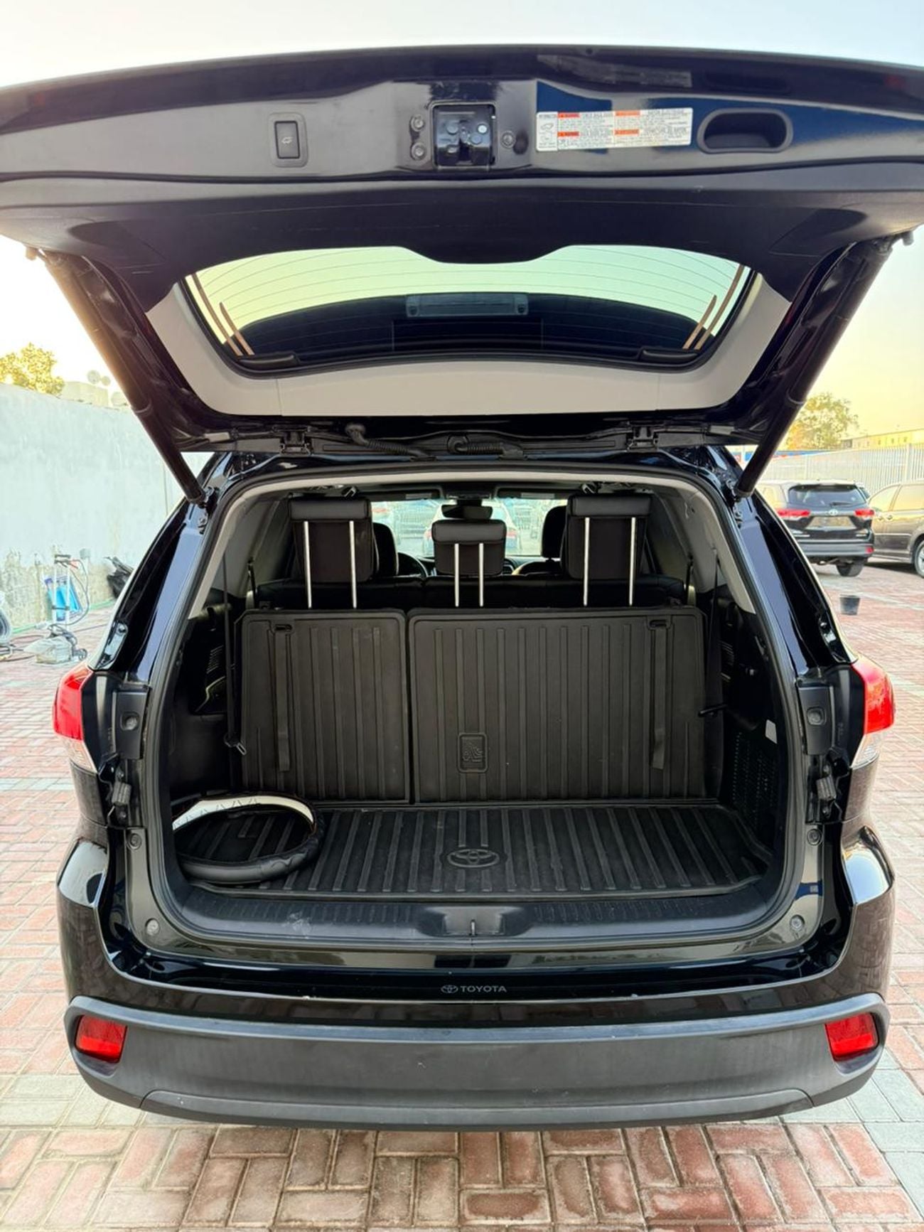 Toyota Highlander 2019 Toyota Highlander XLE 4x4 AWD Full Option