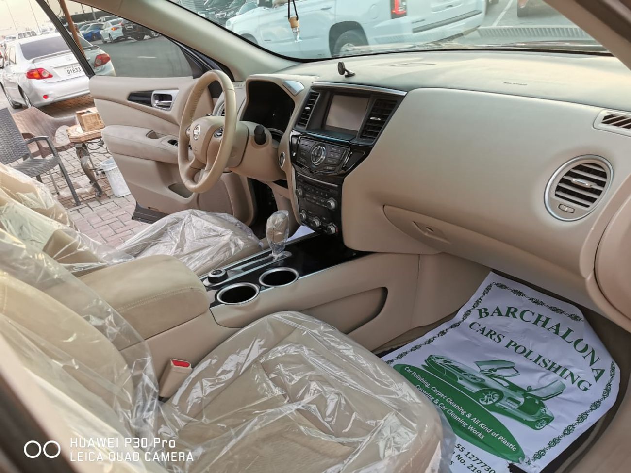 Nissan Pathfinder SE Top 3.5L in good condition inside & out