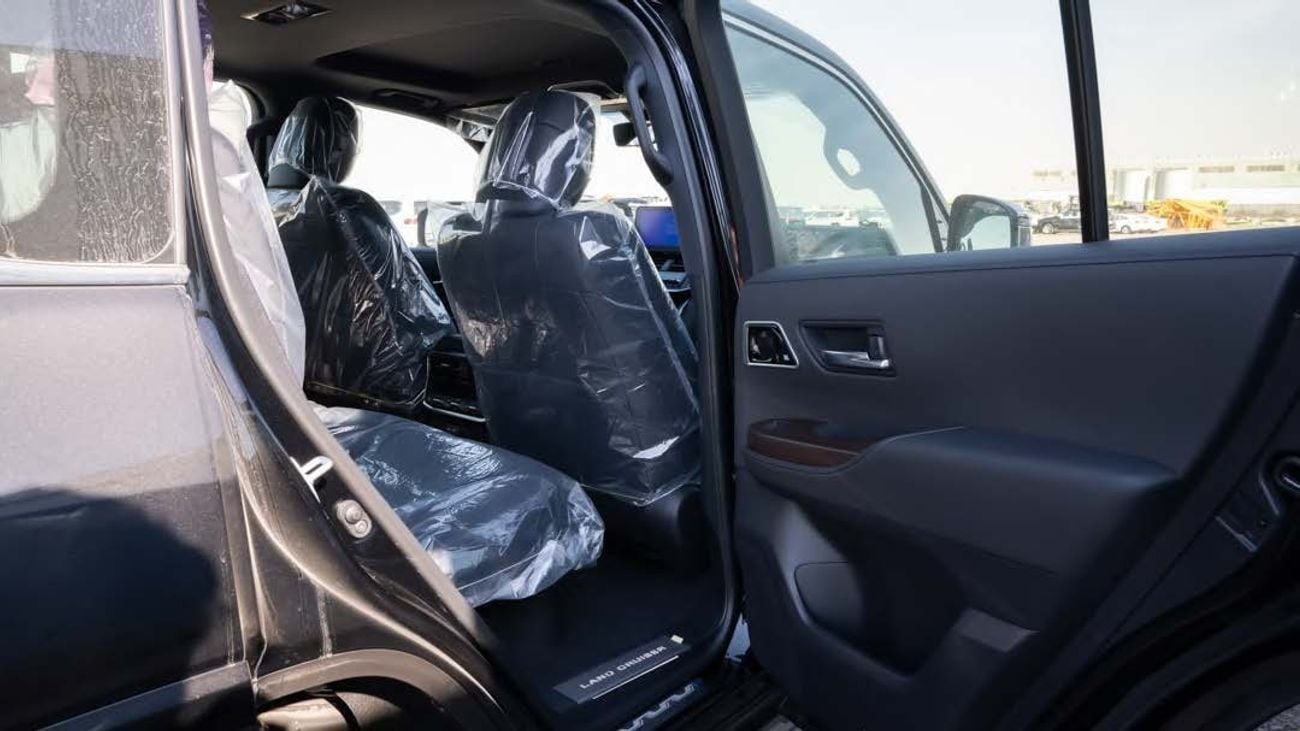 Toyota Land Cruiser VX 3.5L Land Cruiser 3.5 VX 2025