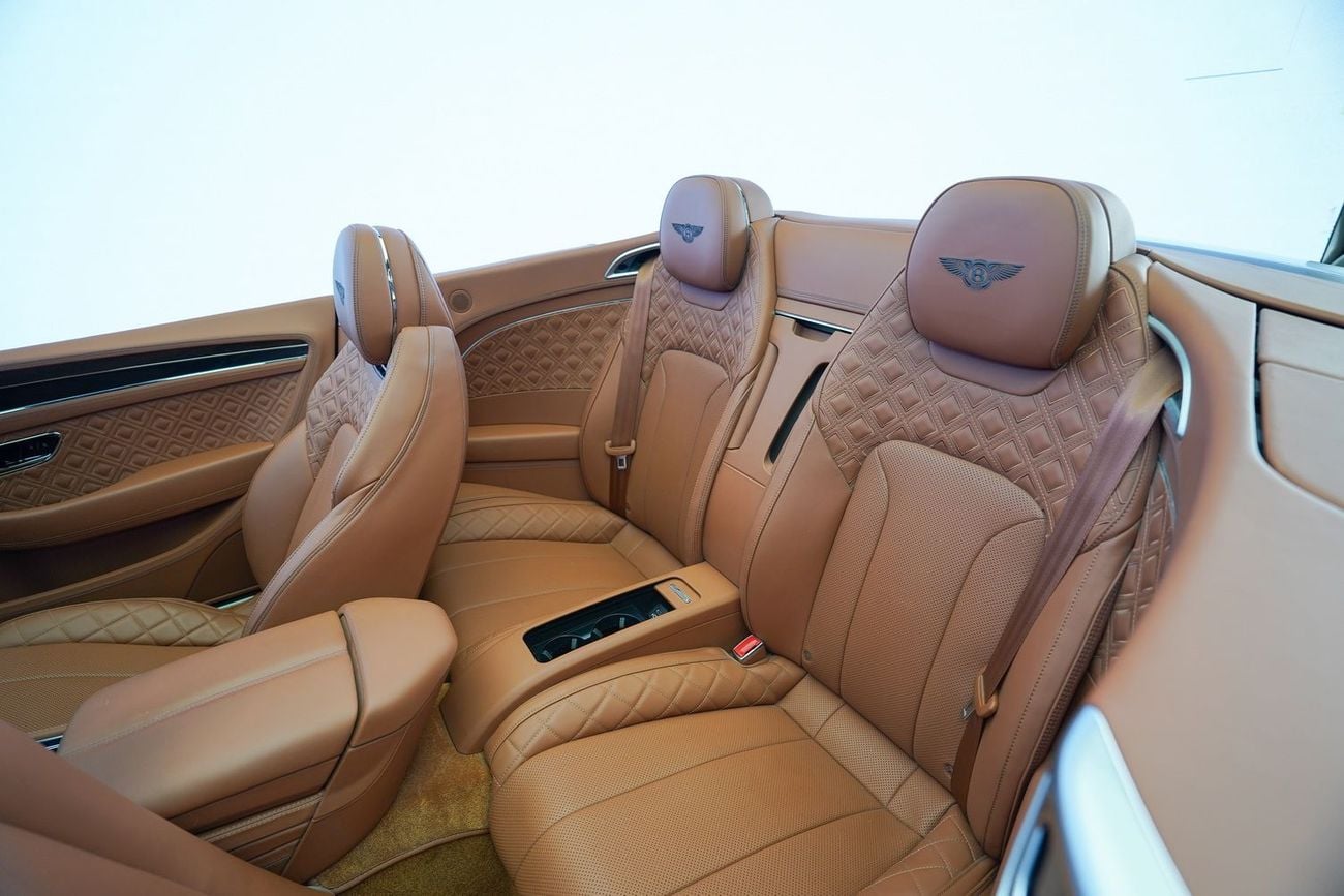 بنتلي كونتيننتال جي تي سي V8