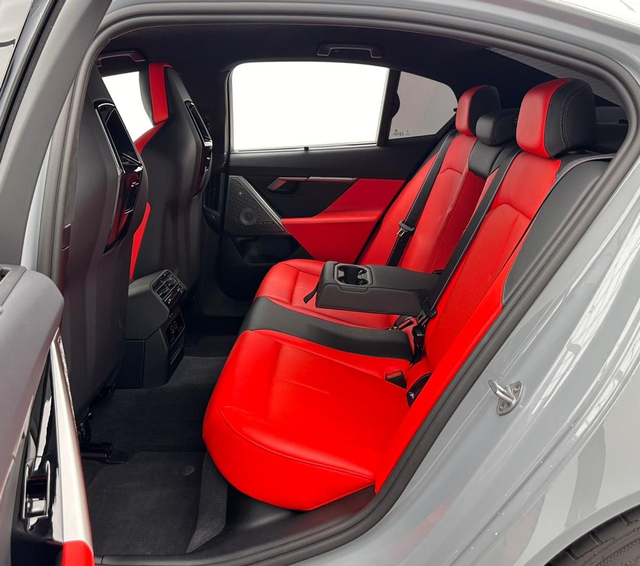 بي أم دبليو M5 2026 BMW M5, BMW 5 Years Warranty, BMW Service Contract, Full BMW Service History, GCC