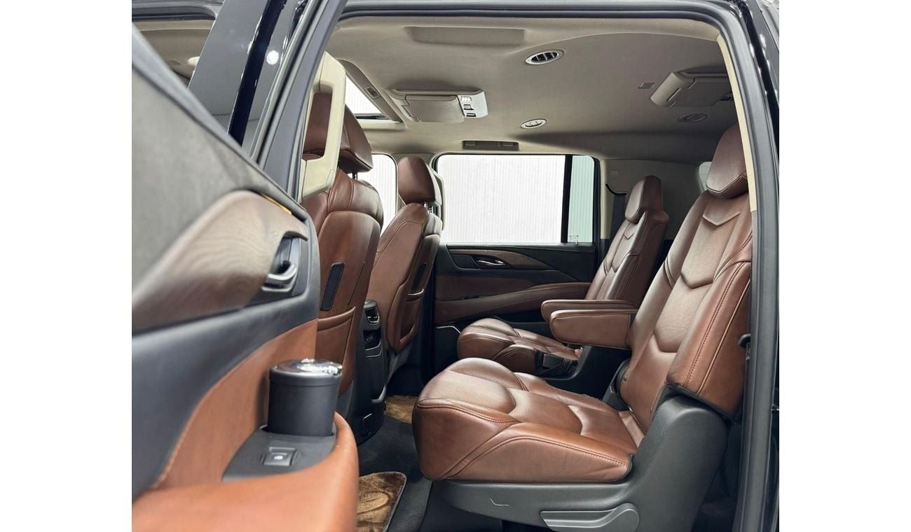 Cadillac Escalade L Platinum 6.2L 2019 Cadillac Escalade Platinum XL, Warranty, Full Cadillac Service History, Full Op