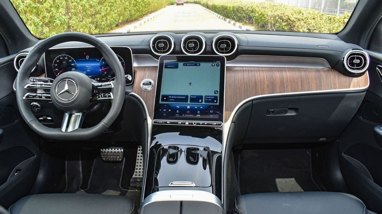 مرسيدس بنز GLC كوبيه 300 Mercedes GLC300 AMG Coupe II 2024 II FULL LOADED