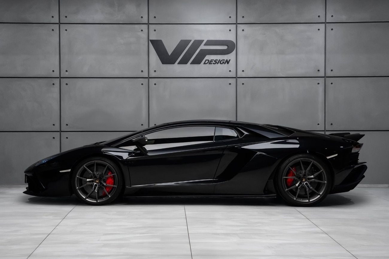 لامبورغيني أفينتادور 6.5L V12