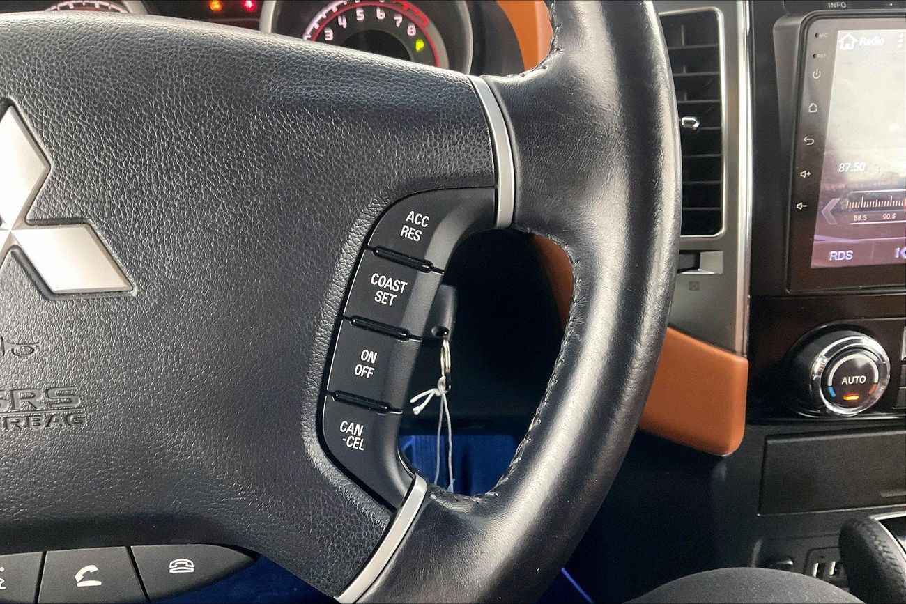 ميتسوبيشي باجيرو Signature Edition | شامل الضمان | 0 ﺪﻔﻋﺓ ﺃﻮﻟﻯ