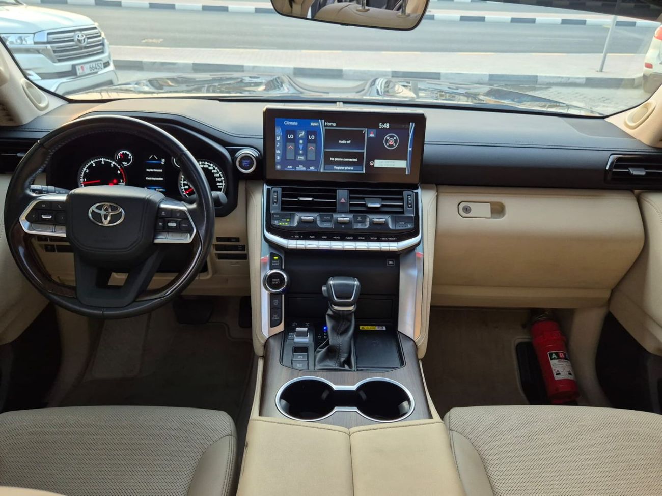 Toyota Land Cruiser GXR 3.5L TOYOTA LAND CRUISER GXR 2023 . ENGINE  3.5L/V6. TWIN TURBO