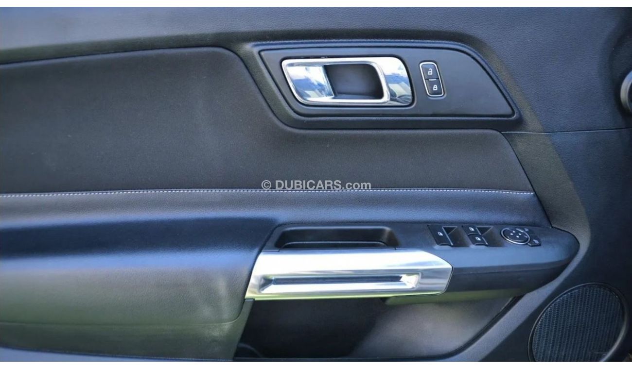 Ford Mustang $$ SOLD $$   Std Mustang *STANDARD* V6 3.7L 2017/CONVERTIBLE/Clean/Very Good Condition