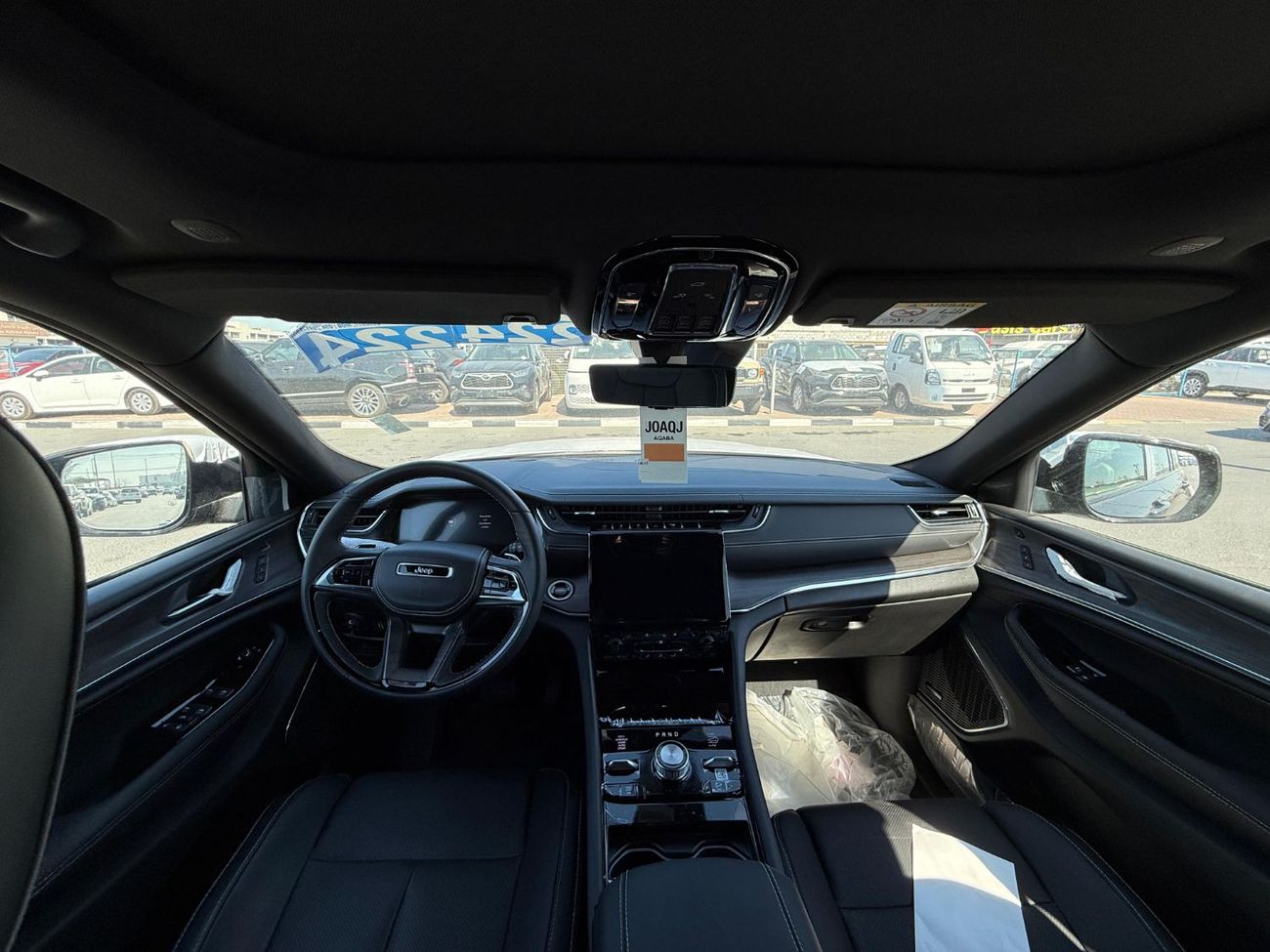 Jeep Grand Cherokee EXPORT PRICE - Grand Cherokee Overland 3.6L