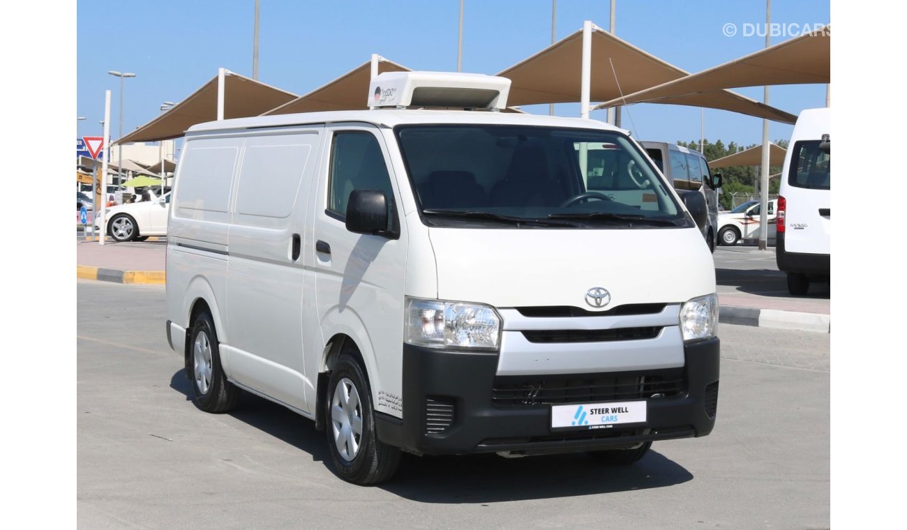 Toyota Hiace 2016 | CHILLER MULTI PURPOSE DELIVERY VAN WITH GCC SPECS AND EXCELLENT CONDITION