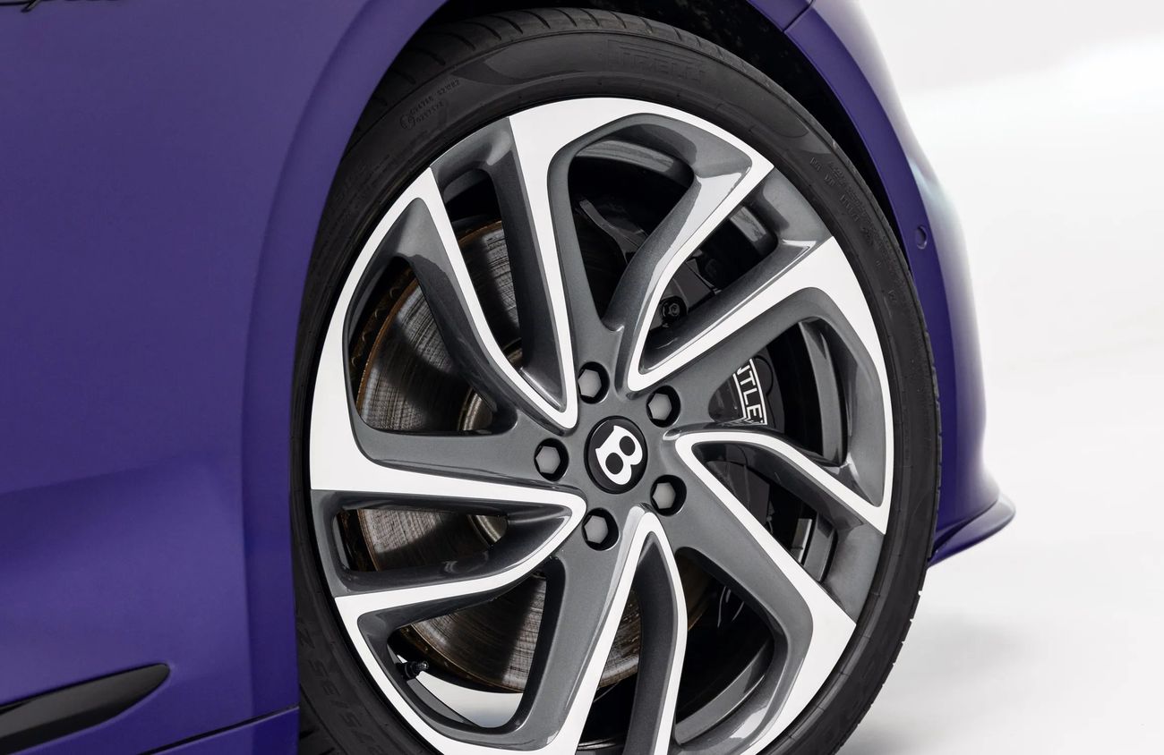 بنتلي كونتيننتال 4.0 V8 TFSi Engine + eMotors