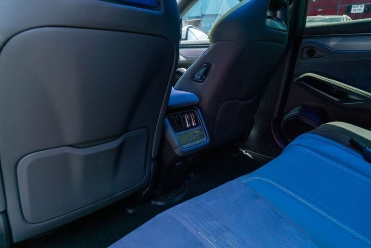 BYD Song L BYD Song L 2024 All-wheel Drive Excellence