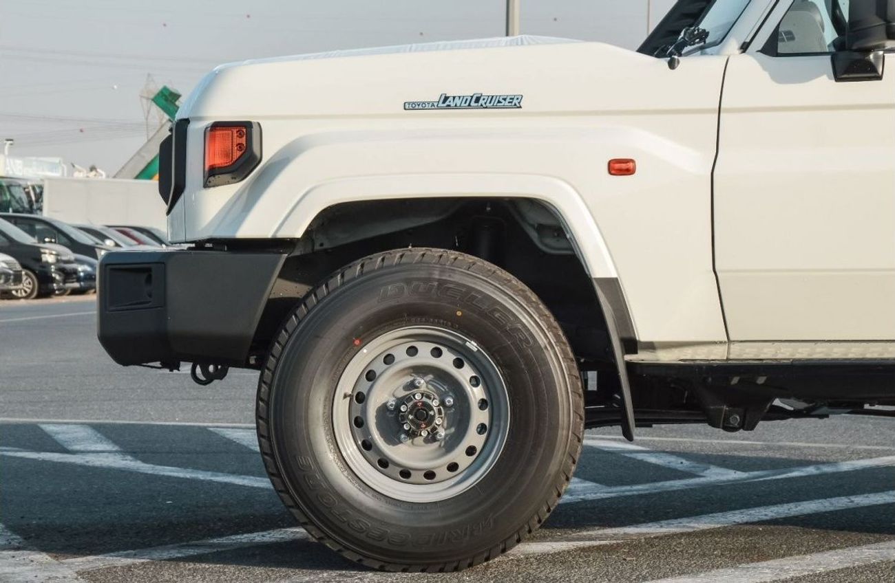 Toyota Land Cruiser 70 TOYOTA LAND CRUISER 78 SERIES 4.0L 4WD SUV 2024 | POWER STEERING | POWER WINDOWS | STEEL WHEELS | AM