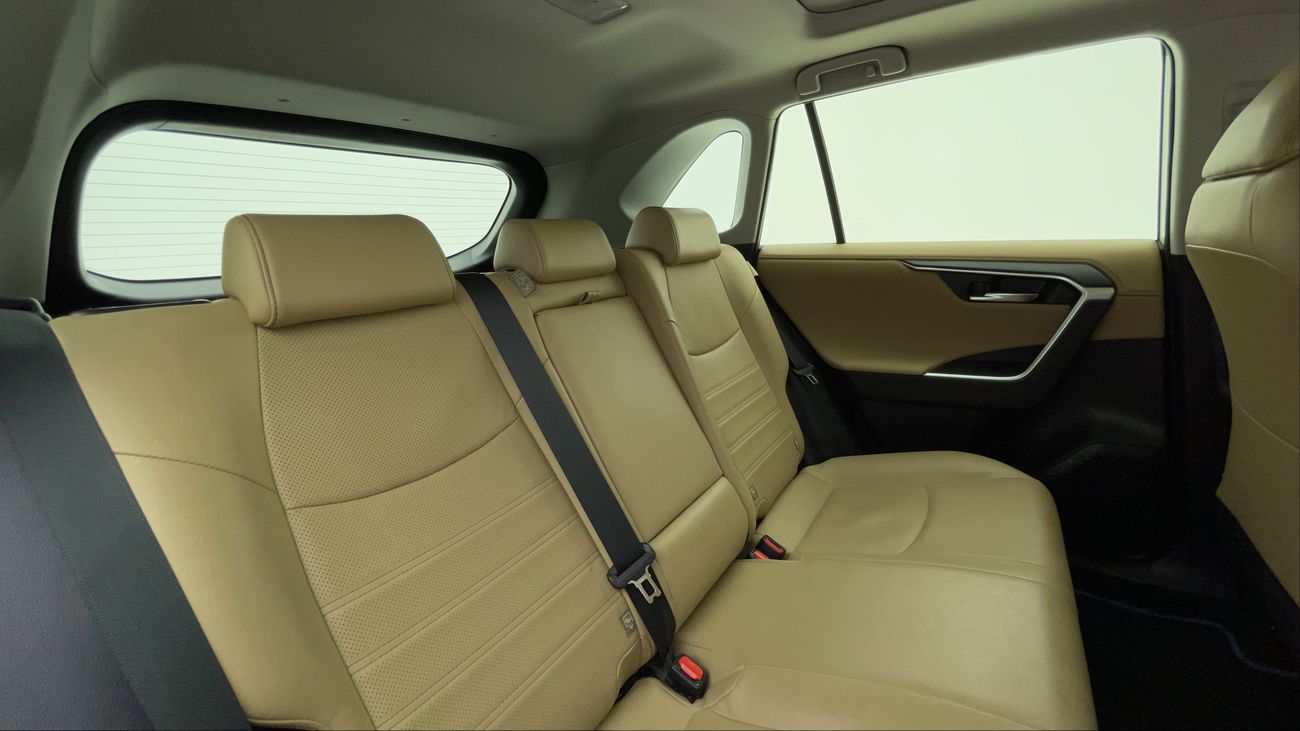 Toyota RAV4 VXR HYBRID 2.5 | Zero Down Payment | Free Home Test Drive