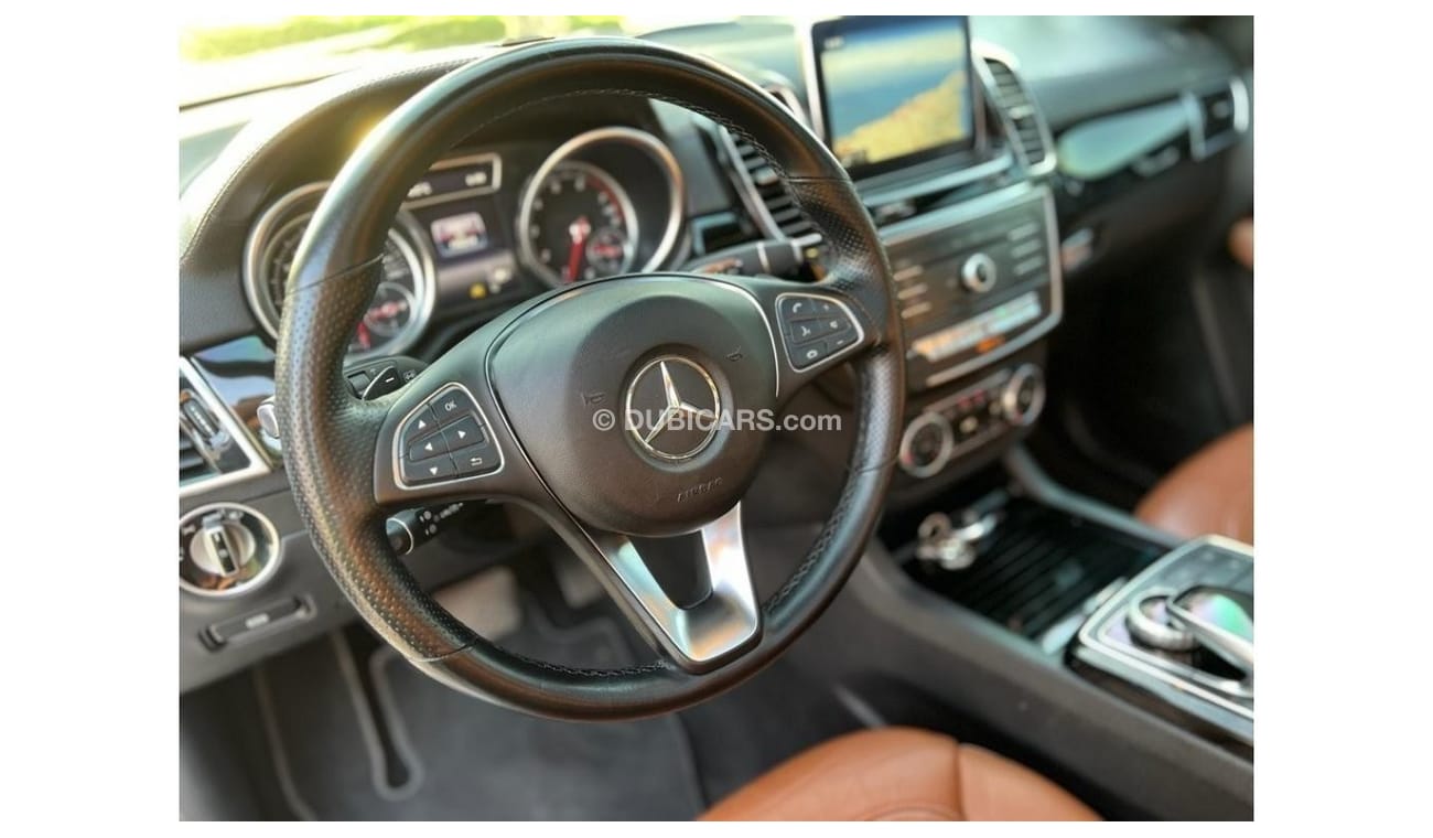 مرسيدس بنز GLE 400 AMG MERCEDES BENZ GLE400 2016 GCC 4MATIC FULL OPTIONS WITH ONE YEAR DEALER WARRANTY