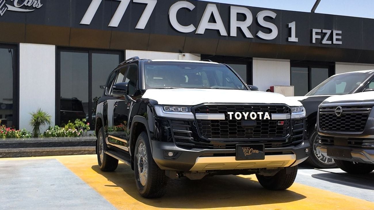 Toyota Land Cruiser GR SPORT 3.5 HEV 2026 GCC