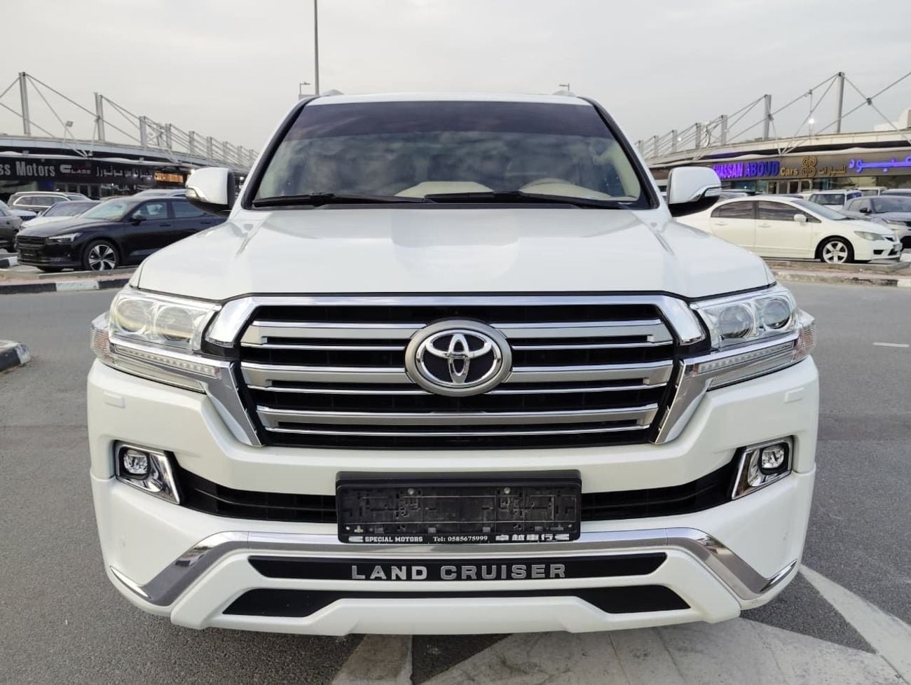 تويوتا لاند كروزر GXR 4.6L