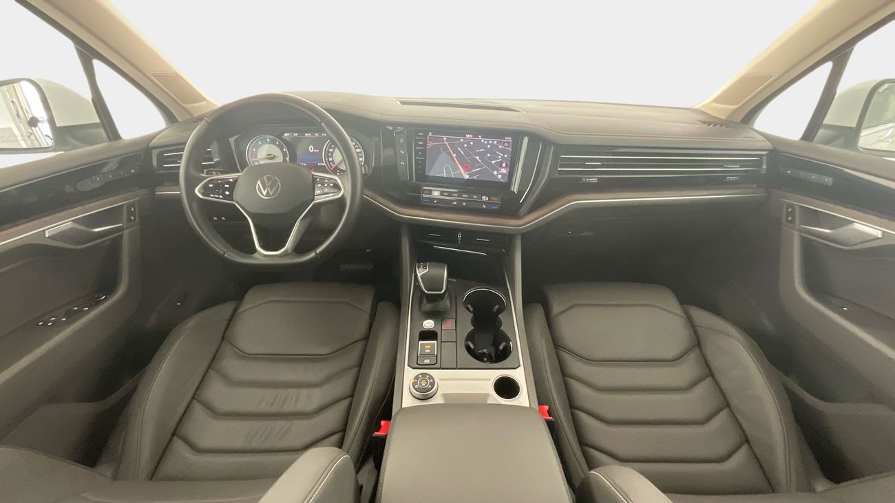 فولكس واجن طوارق Comfortline | upto AED 20,000 Ramadan Discount | شامل الضمان | 0 ﺪﻔﻋﺓ ﺃﻮﻟﻯ