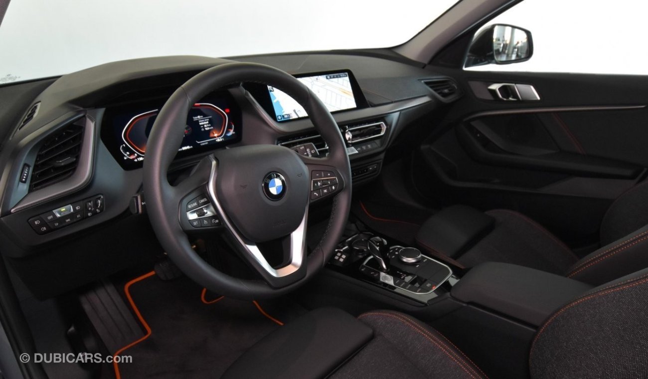 BMW 120i i Sport Line