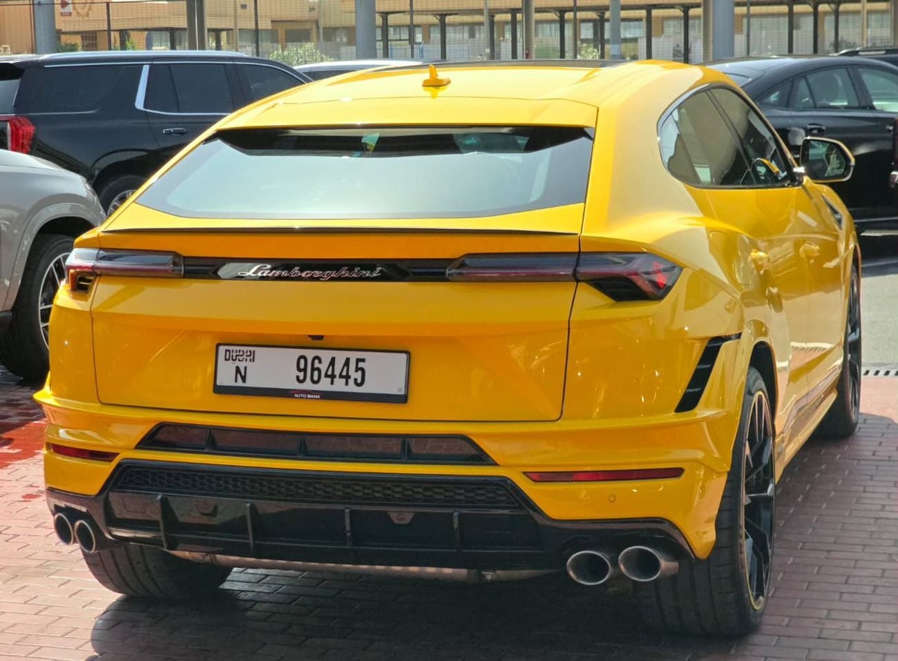 Lamborghini Urus S 4.0T V8 S Canadian Specs Original paint 2023