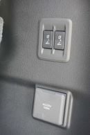 تويوتا برادو PRADO FULL OPTION PETROL VXR 2.4T