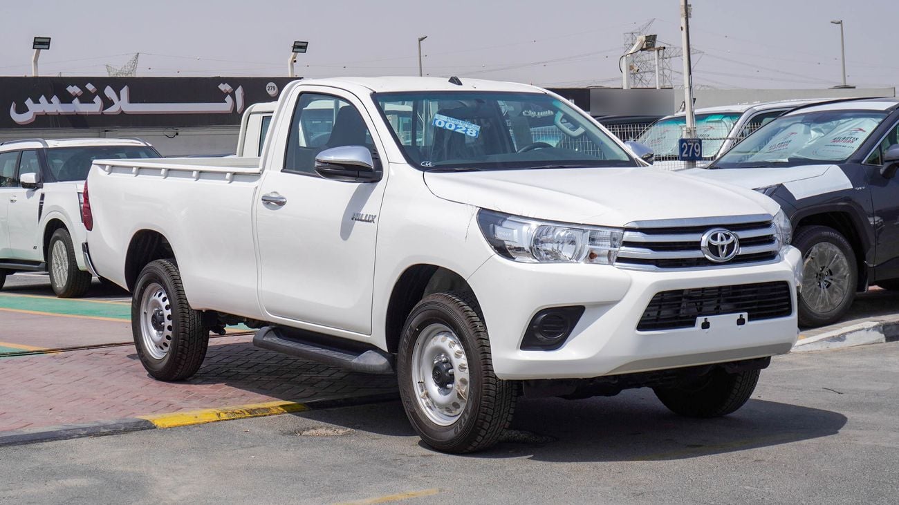 Toyota Hilux GLX 2.4L DIESEL 4WD M/T