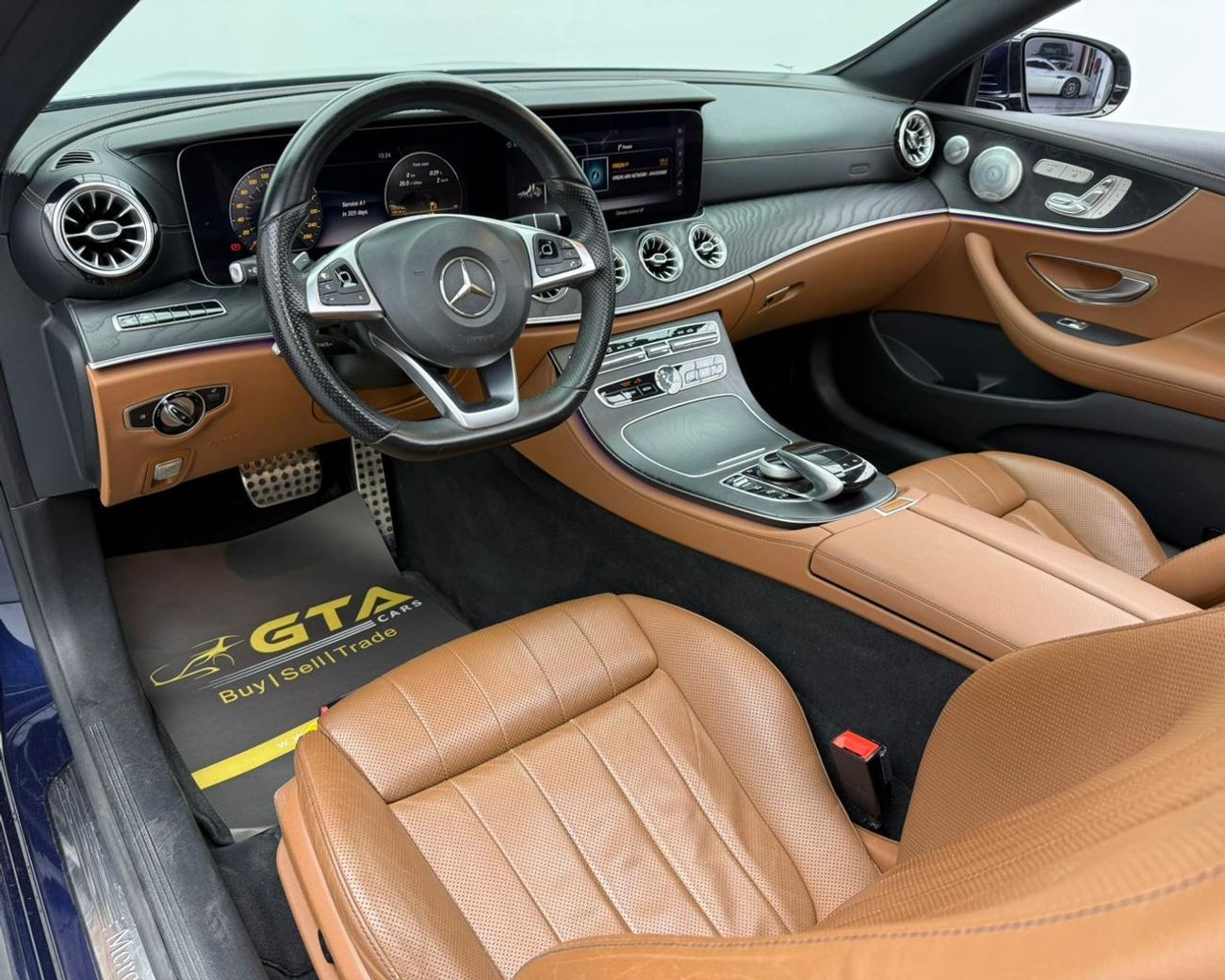 مرسيدس بنز E 400 كوبيه 2018 Mercedes Benz E400 4Matic, Service History, Fully Loaded, Excellent Condition, GCC