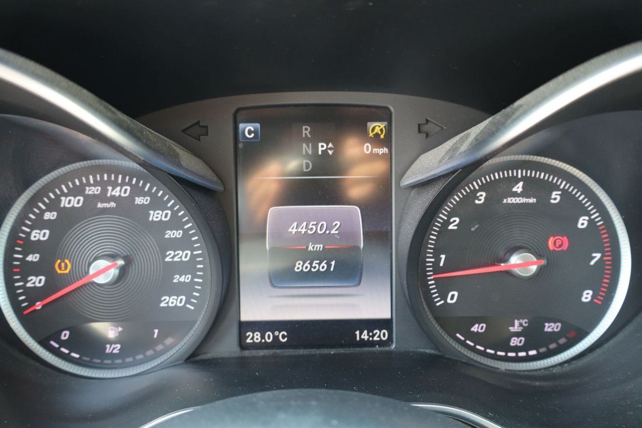 مرسيدس بنز C 200 GCC