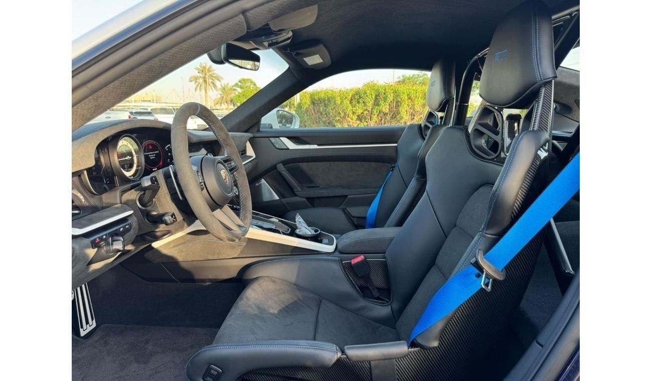 Porsche 911 Dakar 3.0L (475 HP) Coupe BRAND NEW GERMAN SPEC UNDER WARRANTY