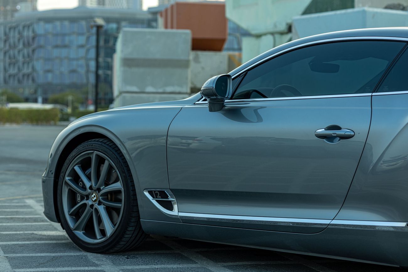 بنتلي كونتيننتال جي تي W12