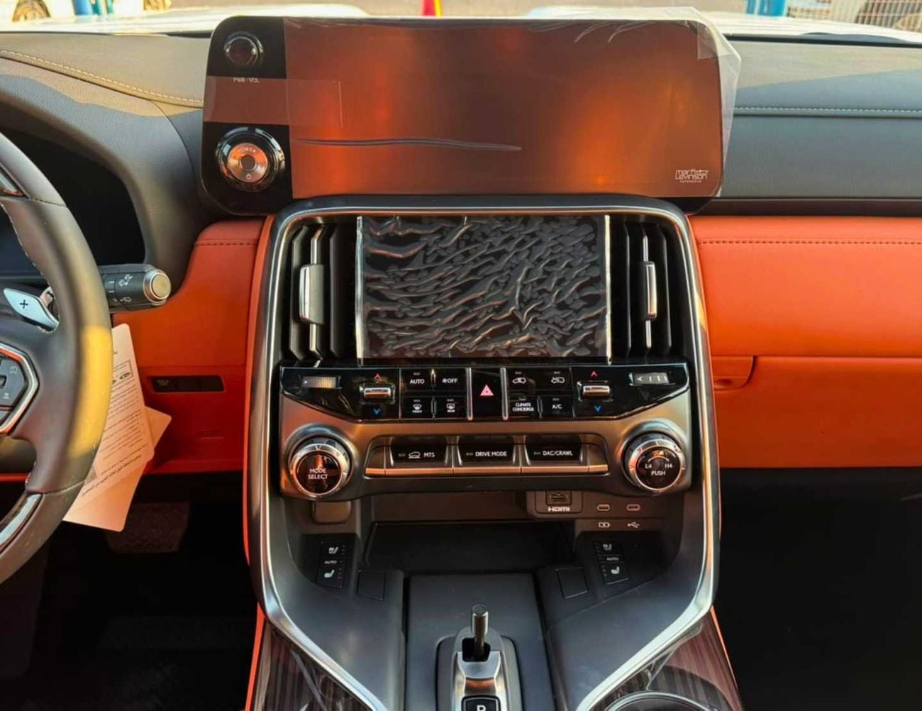 Lexus LX700h VIP HYBRID || 3.5L V6 | RADAR | 360*CAMERA | SUNROOF | REAR ENTERTAINMENT SCREEN (CODE # L7V)