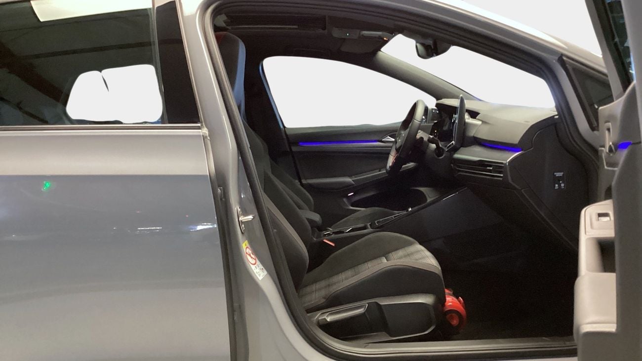 Volkswagen Golf GTI - Cloth (Sunroof) | Guaranteed Warranty | 0 Down Payment