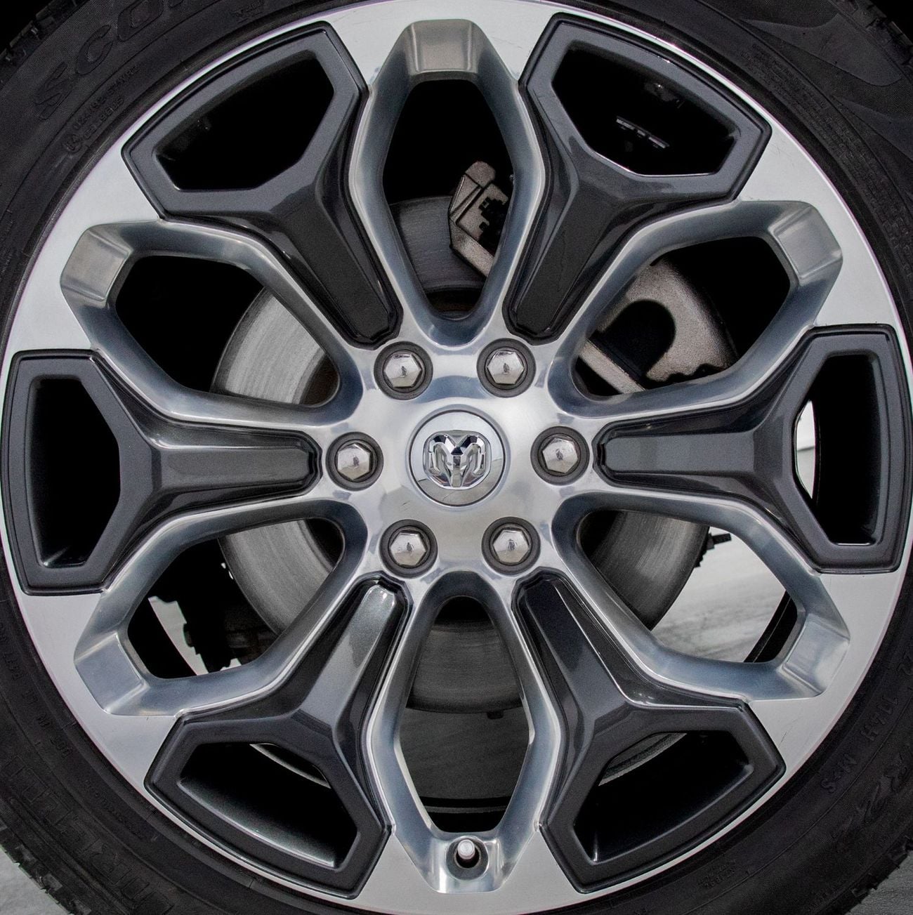 Dodge Ram Van Limited