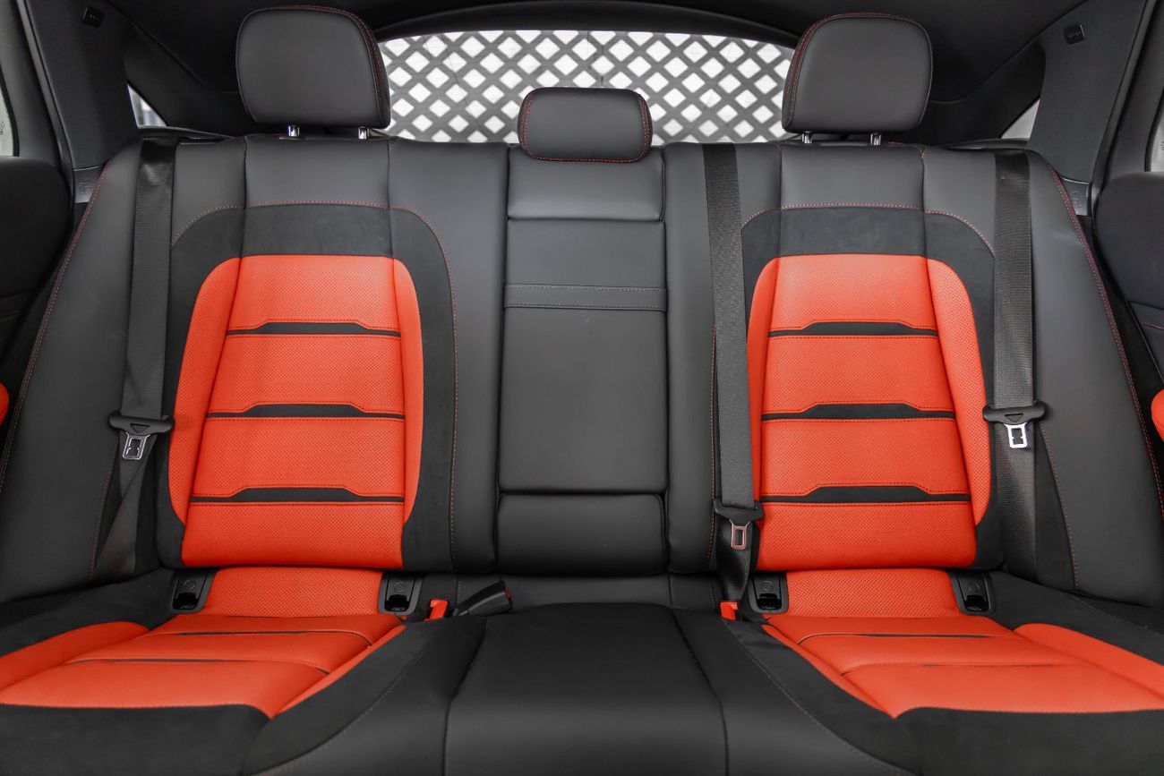 Mercedes-Benz GLE 53 AMG AMG 4MATIC+ *Special Offer* Mercedes-Benz GLE 53 AMG | Fully Loaded | Gargash Auto Warranty and Serv