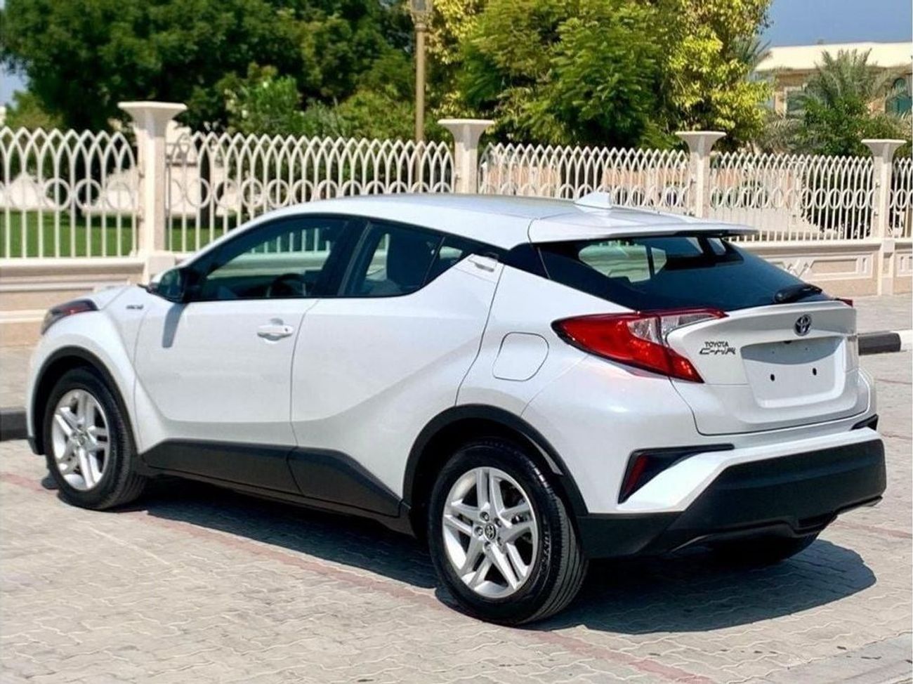 Toyota CHR Toyota C-HR Hybrid ,2023 (1.8L) GCC Specs
